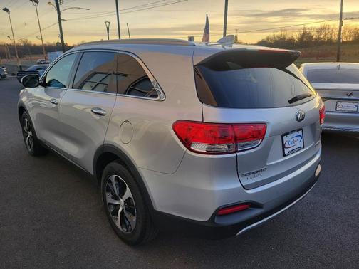 2017 Kia Sorento EX