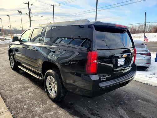 2019 Chevrolet Suburban LT