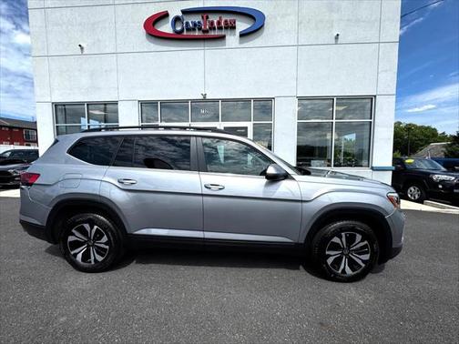 2024 Volkswagen Atlas 2.0T SE