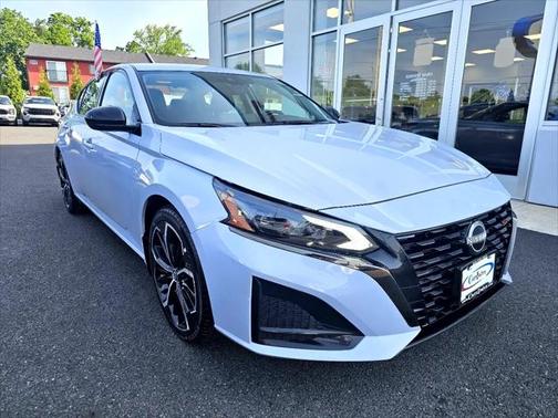 2023 Nissan Altima 2.5 SR