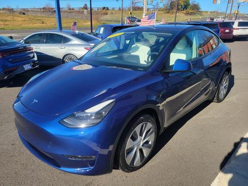 2023 Tesla Model Y Long Range AWD