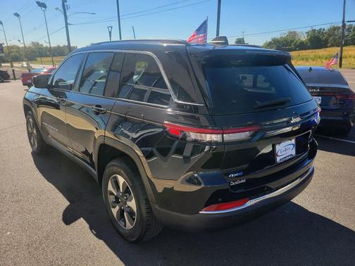 2023 Jeep Grand Cherokee 4xe Base