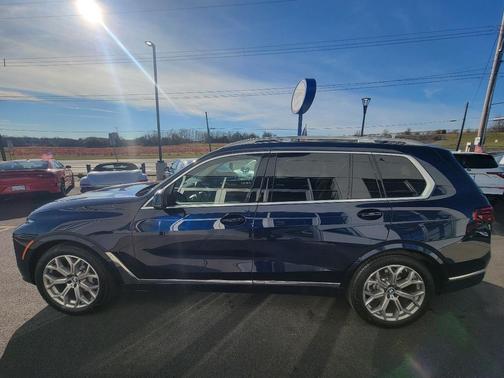 2024 BMW X7 xDrive40i
