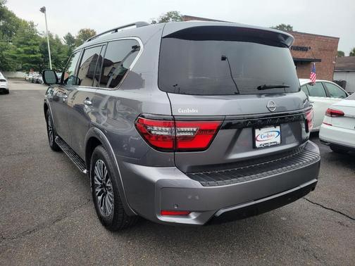 2022 Nissan Armada SL 2WD