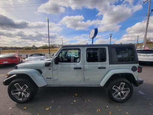 2024 Jeep Wrangler 4xe Sport S