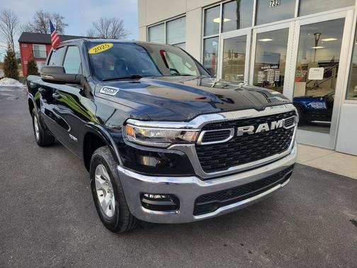 2025 RAM 1500 Big Horn/Lone Star