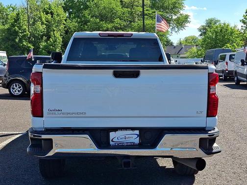 Summit White 2025 Chevrolet Silverado 2500 LT