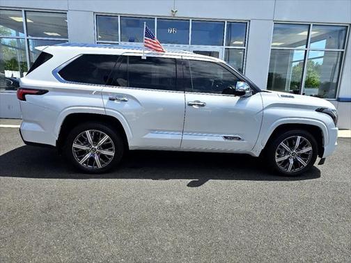 2023 Toyota Sequoia Base