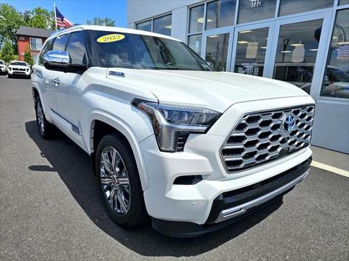 2023 Toyota Sequoia Base