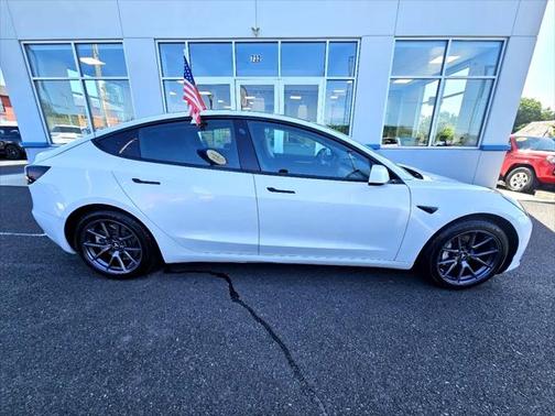 2022 Tesla Model 3 Standard Range