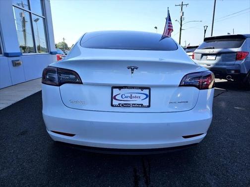 2022 Tesla Model 3 Standard Range