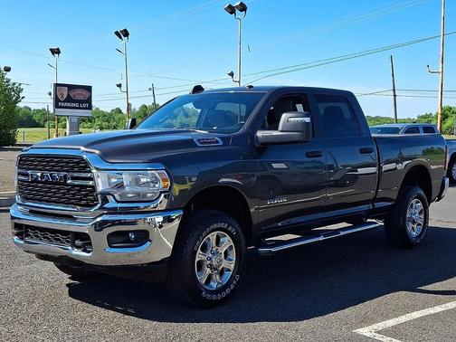 Granite Crystal Metallic Clearcoat 2024 RAM 2500 Big Horn Crew Cab 4x4 6'4' Box