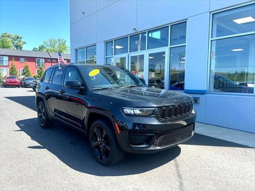 2023 Jeep Grand Cherokee Altitude