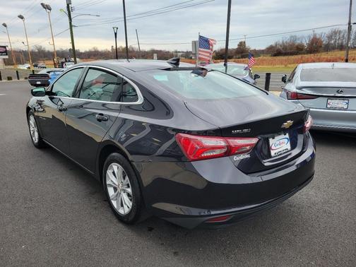 2022 Chevrolet Malibu FWD LT