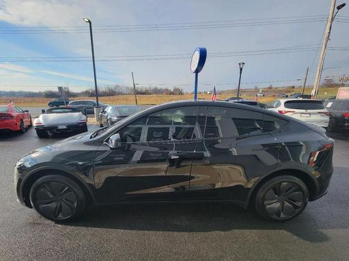 2026 Tesla Model Y Long Range Dual Motor All-Wheel Drive