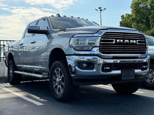 Billet Silver Metallic Clearcoat 2022 RAM 2500 Big Horn Crew Cab 4x4 6'4' Box