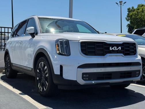 Glacial White Pearl 2024 Kia Telluride SX Prestige