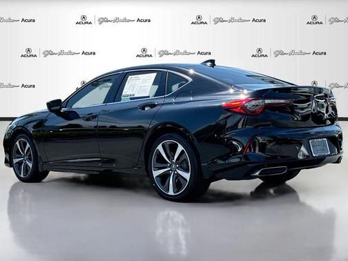 Black Pearl 2025 Acura TLX Technology