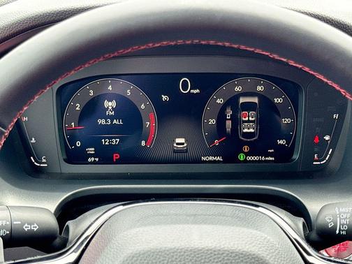 Platinum 2026 Acura ADX w/A-Spec Package