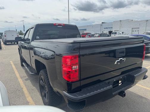 Black 2018 Chevrolet Silverado 1500 Custom