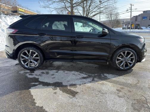 2017 Ford Edge Sport