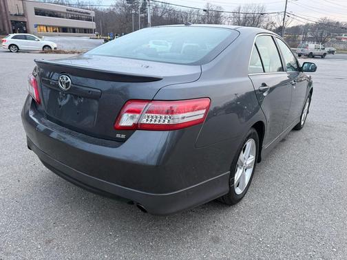 2011 Toyota Camry SE