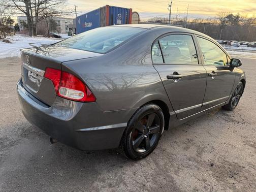 2010 Honda Civic DX-VP