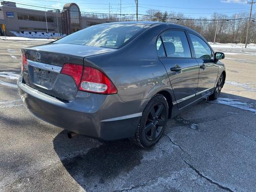 2010 Honda Civic DX-VP