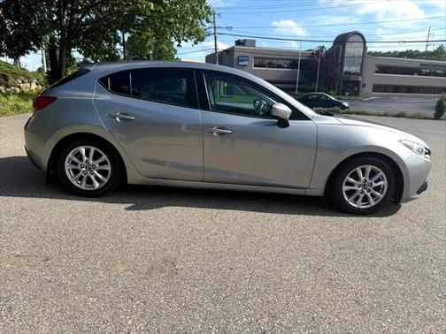 2016 Mazda Mazda3 i Sport