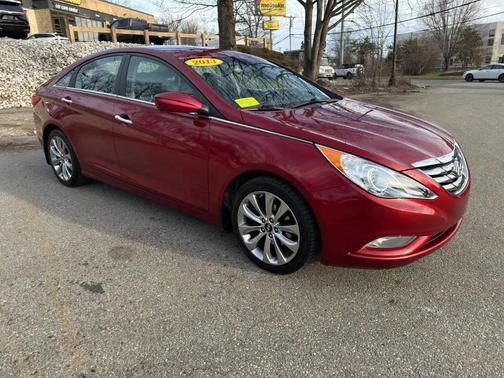 Burgundy 2013 Hyundai SONATA Limited