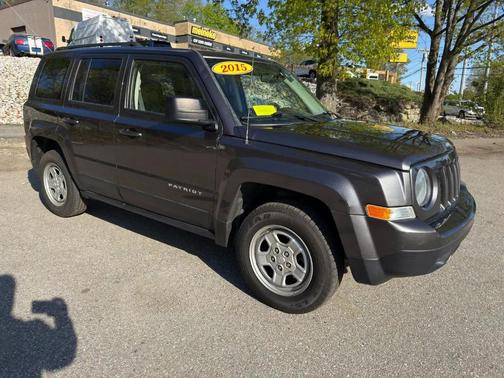 Gray 2015 Jeep Patriot Sport