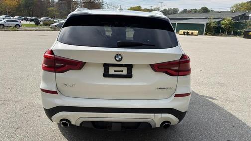 White 2018 BMW X3 xDrive30i