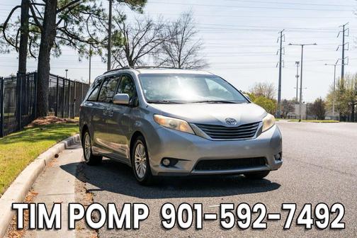 Silver 2011 Toyota Sienna XLE