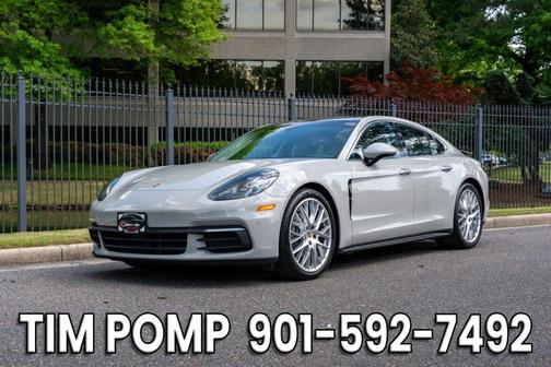 2017 Porsche Panamera 4