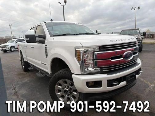 White ... 2019 Ford F-250 Lariat