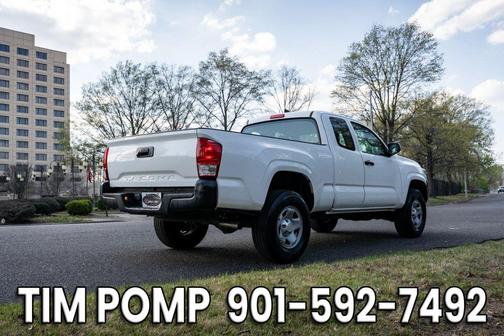 2017 Toyota Tacoma SR