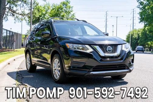 Black 2020 Nissan Rogue SV