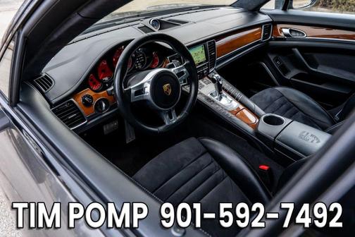 2016 Porsche Panamera GTS