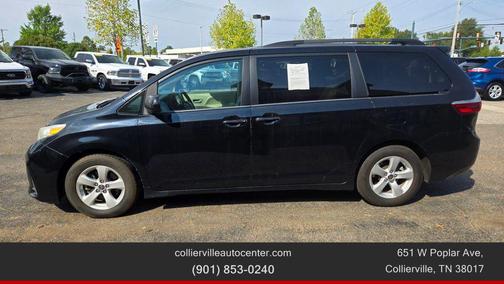 2018 Toyota Sienna XLE
