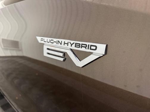 2023 Mitsubishi Outlander PHEV SEL