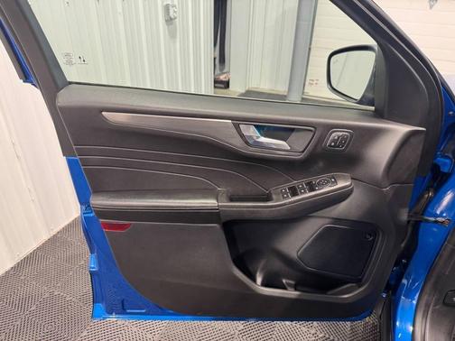 2021 Ford Escape Titanium
