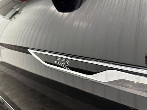 2022 Volkswagen Atlas 3.6L SEL Premium