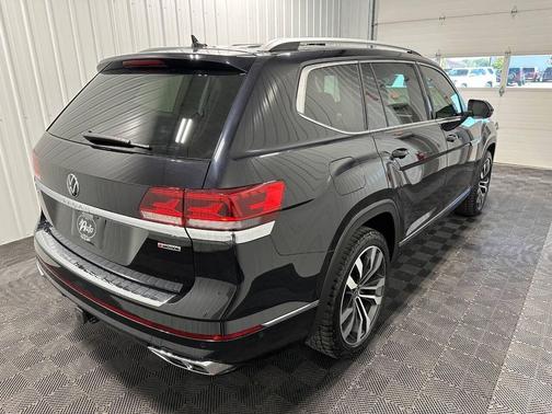 2022 Volkswagen Atlas 3.6L SEL Premium