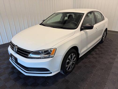 2015 Volkswagen Jetta 2.0L S