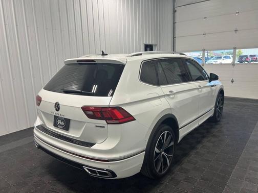 2023 Volkswagen Tiguan 2.0T SEL R-Line 4MOTION