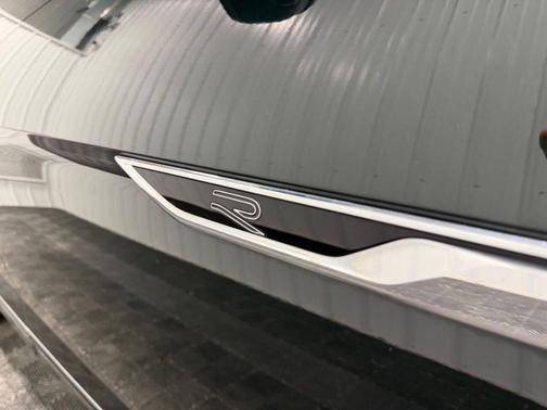 2022 Volkswagen Atlas 3.6L SEL Premium