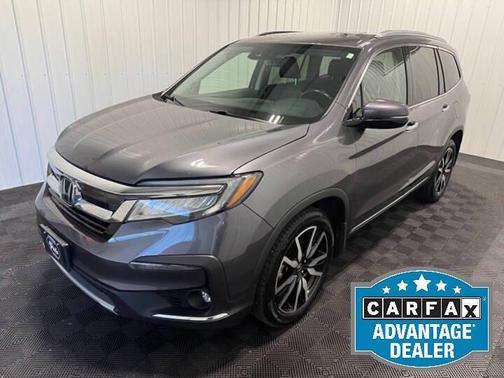Lunar Silver Metallic 2019 Honda Pilot Touring 8-Passenger