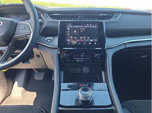 2024 Jeep Grand Cherokee L Altitude