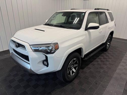 2024 Toyota 4Runner TRD Off Road