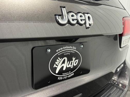 2020 Jeep Grand Cherokee Laredo